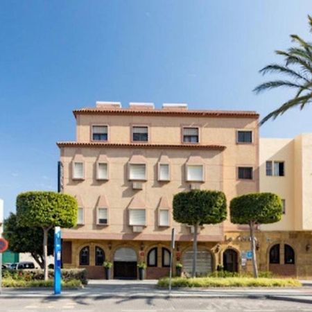 Hostal La Costa Эль-Эхидо Экстерьер фото