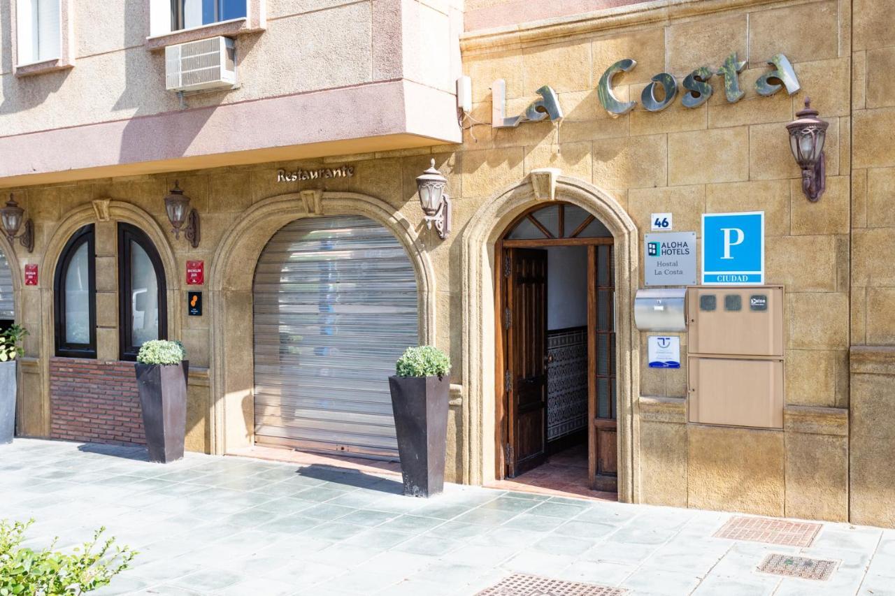 Hostal La Costa Эль-Эхидо Экстерьер фото